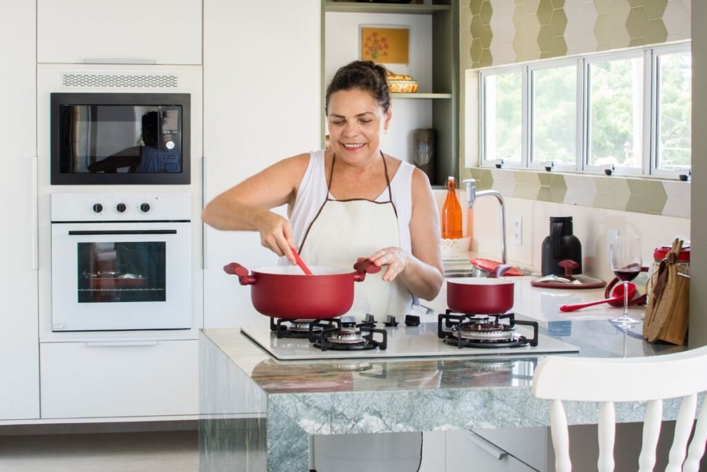 happy-cooking-woman